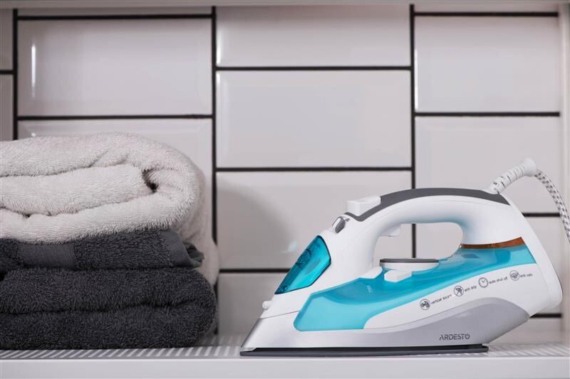 Праска Ardesto IR-C2228-TQ