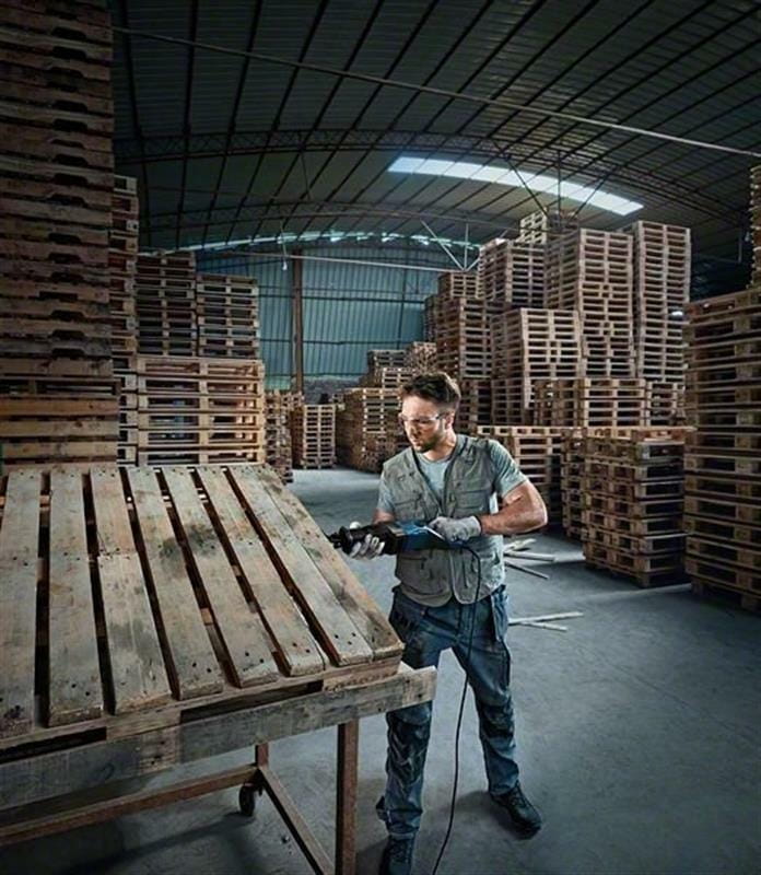 Ножівка Bosch 06016B1020