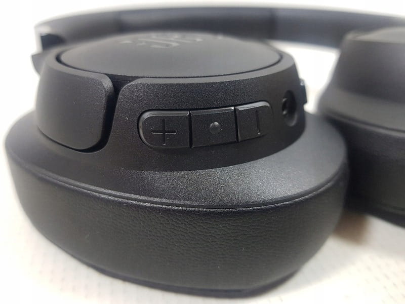 Bluetooth-гарнитура JBL Tune 720BT Black (JBLT720BTBLK)