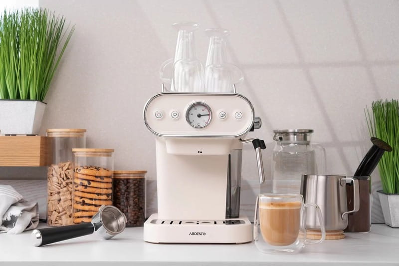 Кофеварка Ardesto FCM-E15BG