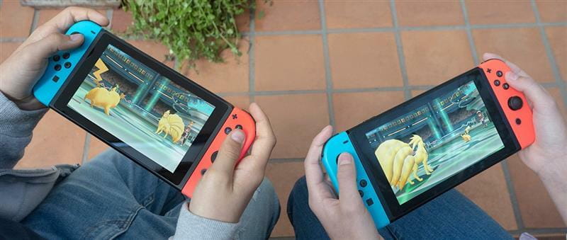 Игровая консоль Nintendo Switch (неоновый красный/неоновый синий)