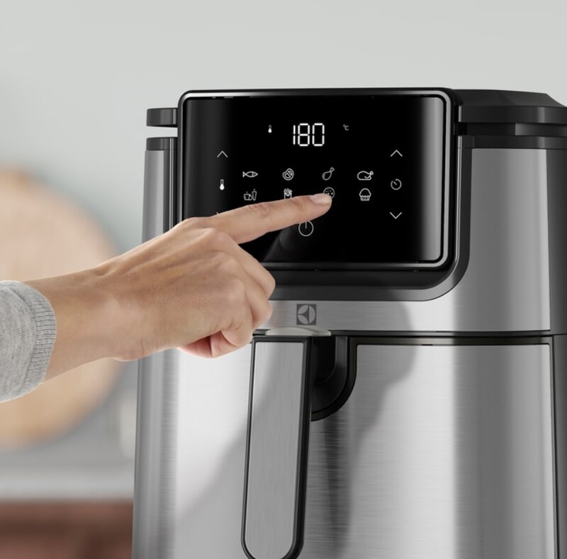 Мультипіч Electrolux Explore 6 E6AF1-4ST