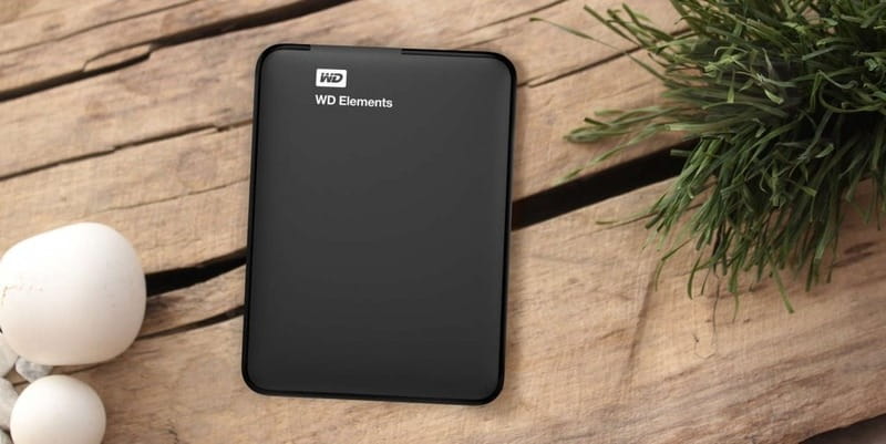 Внешний жесткий диск 2.5" USB 1.0Tb WD Elements Black (WDBUZG0010BBK-WESN)