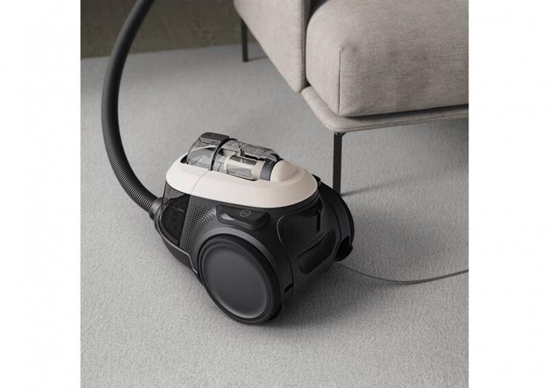 Пылесос Electrolux EL61H4SW