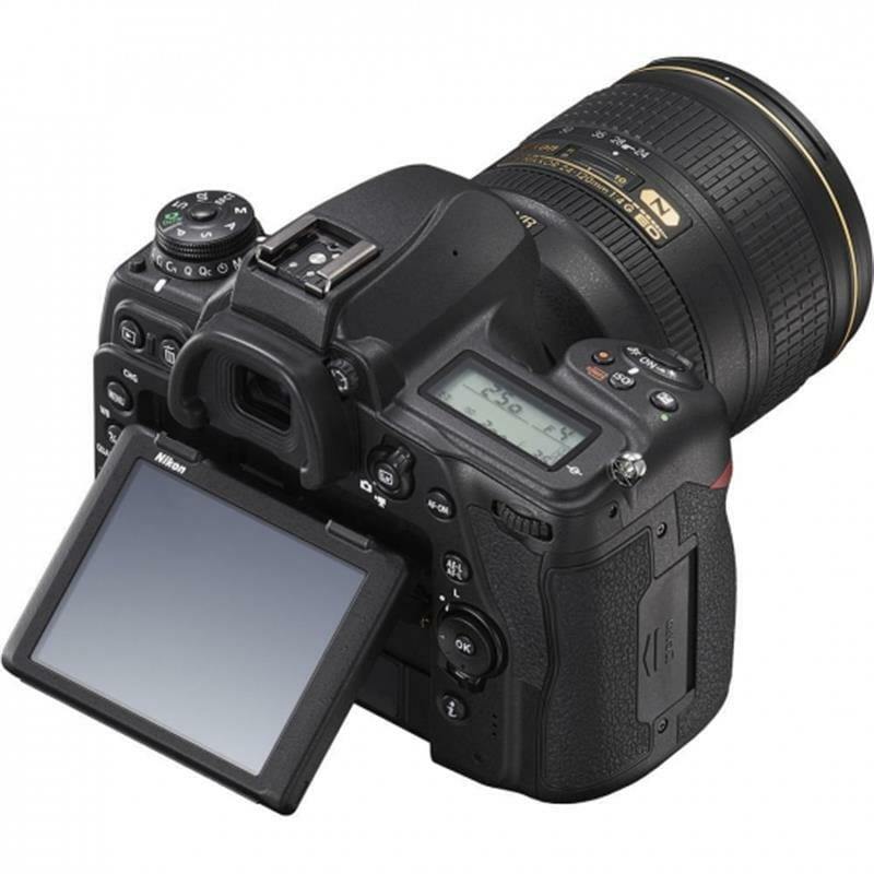Дзеркальна фотокамера Nikon D780 body (VBA560AE)