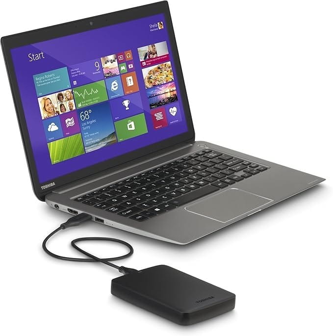 Зовнішній жорсткий диск 2.5" USB 2.0TB Toshiba Canvio Basics Black (HDTB420EK3AA)