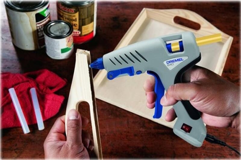 Клеевой пистолет Dremel 940-3 (F0130940JC)