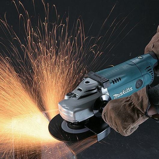 КШМ Makita GA7010C