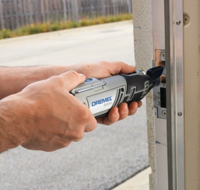 Шліфмашина Dremel 8220JN (F.013.822.0JN)