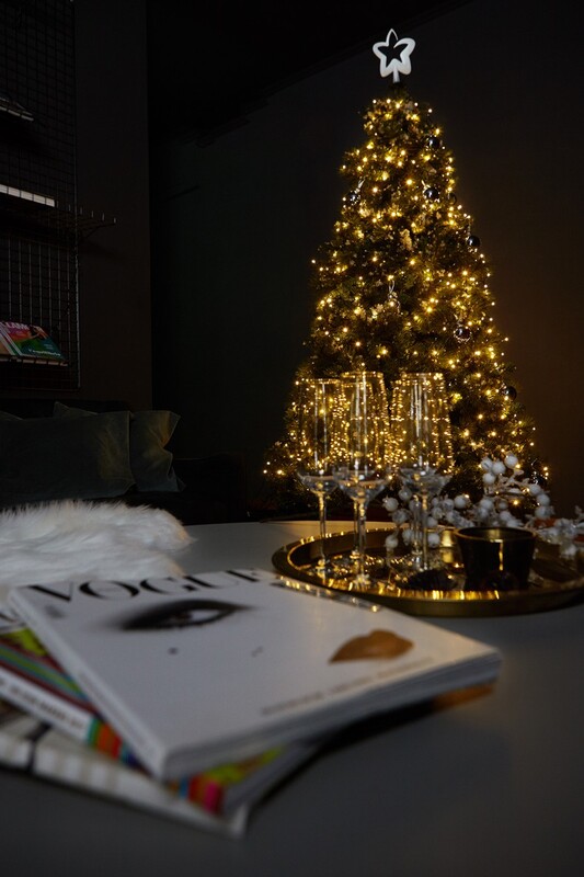 Smart LED гирлянда Twinkly Strings AWW Gen II (TWS400GOP-BEU) 400LED, 32м, BT+WiFi