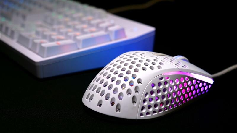 Мишка Xtrfy M4 White (XG-M4-RGB-WHITE)