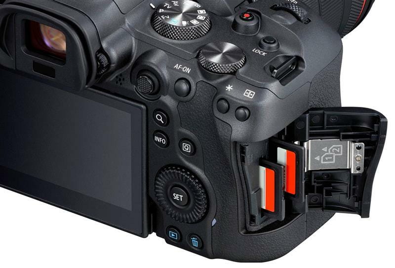 Цифровая фотокамера Canon EOS R6 + RF 24-105 f/4.0-7.1 IS STM (4082C046)