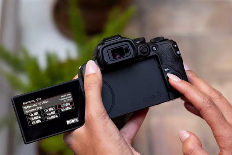 Цифровая фотокамера Canon EOS R10 body (5331C046)