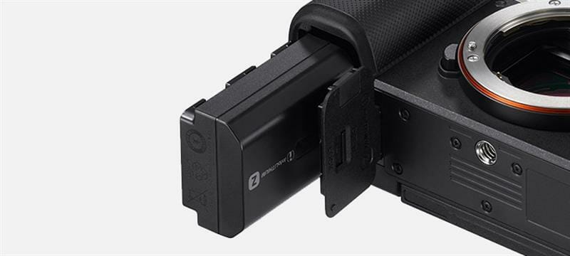 Цифрова фотокамера Sony Alpha 7C Kit 28-60mm Silver (ILCE7CLS.CEC)