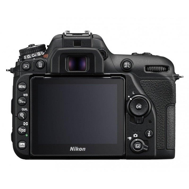 Цифрова дзеркальна фотокамера Nikon D7500 body (VBA510AE)