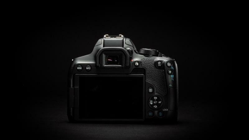 Цифрова дзеркальна фотокамера Canon EOS 850D body Black (3925C017)