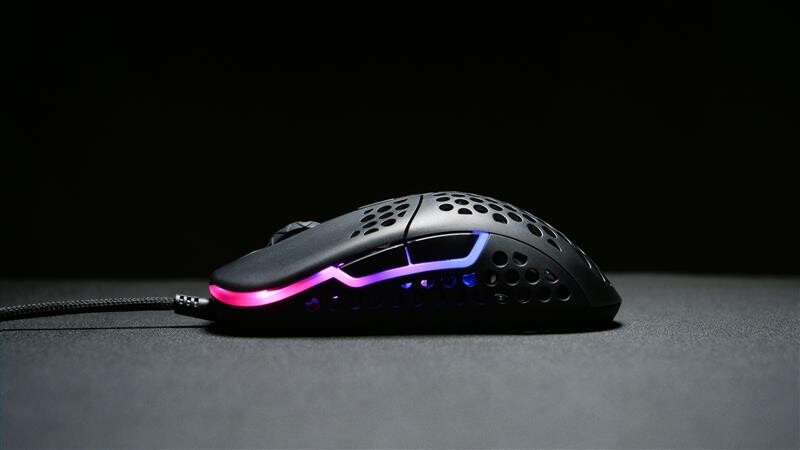 Миша Xtrfy M42 RGB Black (XG-M42-RGB-BLACK)