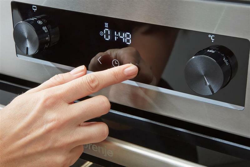 Плита Gorenje GECS6C70XC